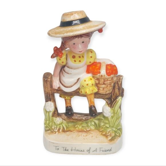 American Greetings Holly Hobby Figure Collection "To the house of a Friend " - Picture 1 of 3